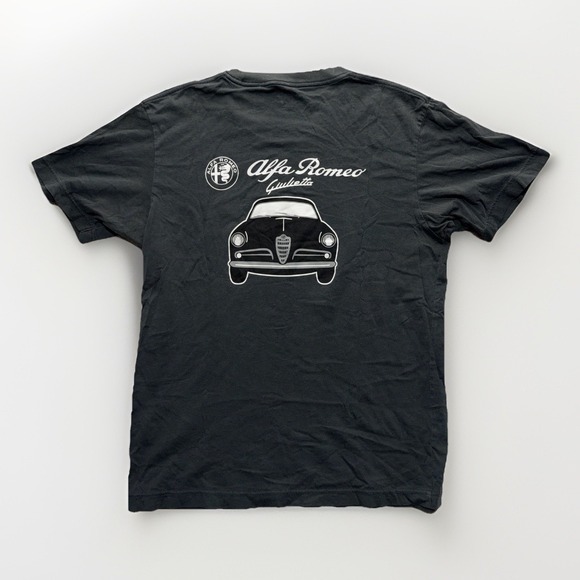 Uniqlo UT Alfa Romeo Giulietta Graphic Tee Small Grey Italian Car Racing T-Shirt